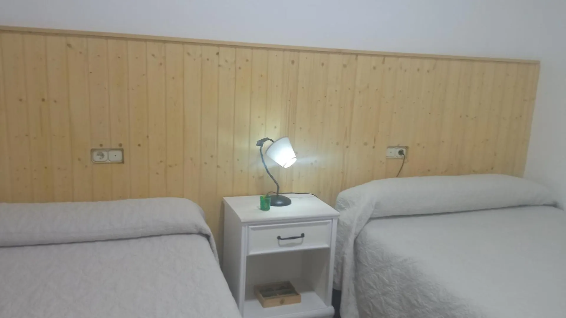 Apartamentos Virgen De Villaverde Ardales 0*,  Spain