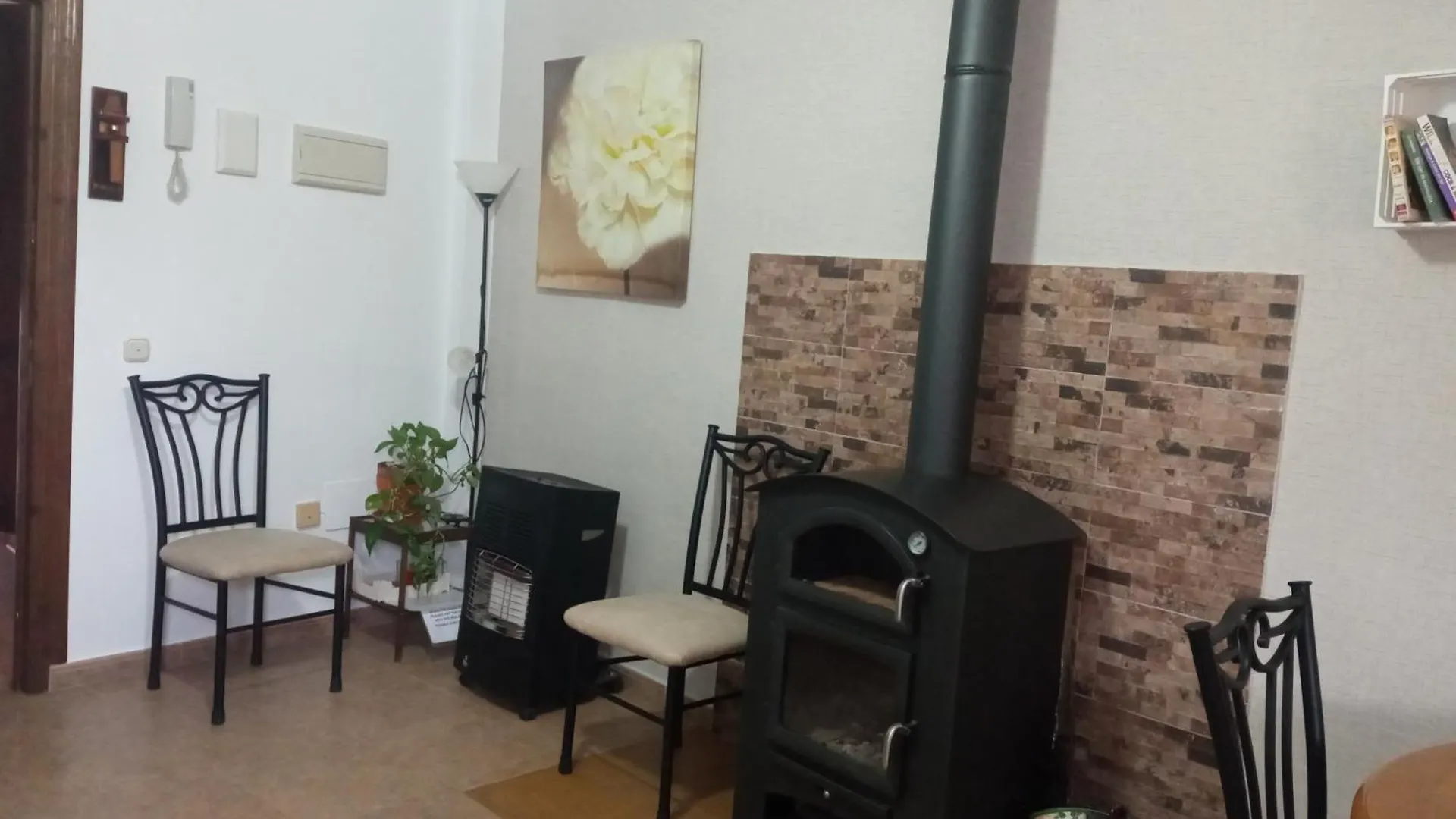 Apartamentos Virgen De Villaverde Ardales 0*,